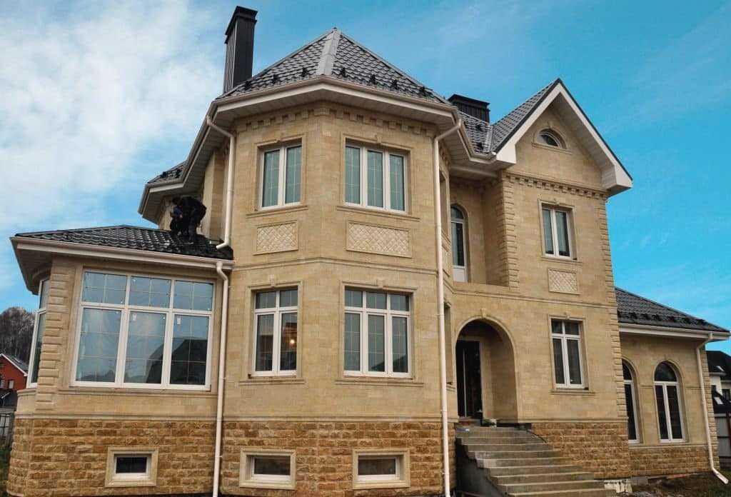 Дома из природного камня 